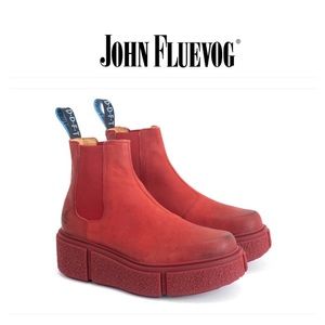JOHN FLUEVOG SPACE EDITION
PICCOLOMINI
PLATFORM CHELSEA BOOT in Red size 8